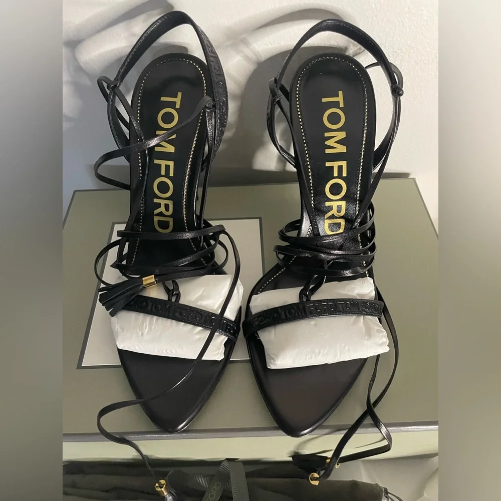 *NWT* Tom Ford lace up tassel heels (38.5) - Picture 3 of 5